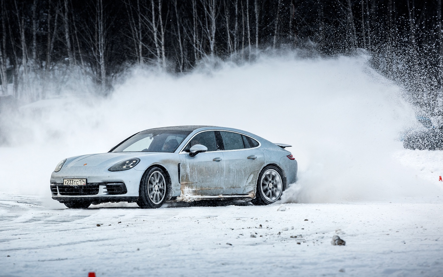 Зимний тренинг для владельцев автомобилей Porsche Winter Ice Training 2020